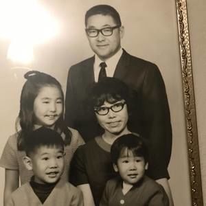 Meet your Posher, Warren